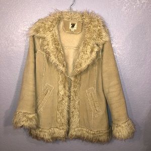 Corduroy Faux fur Jacket!